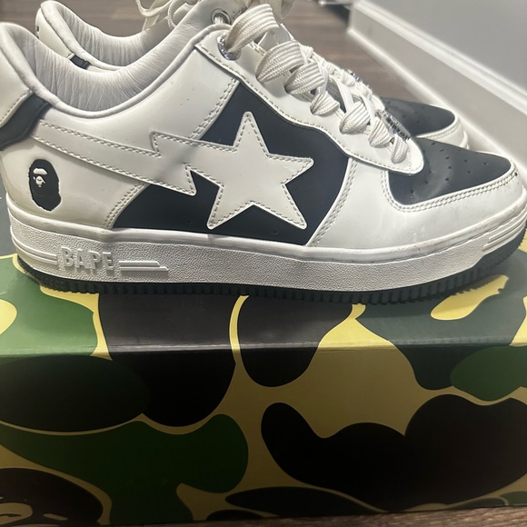 Bape Sneakers - Picture 2 of 11